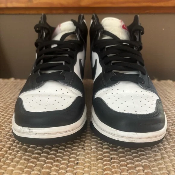 Nike Dunk High Retro Panda Black White University Red Women’s Size 6.5 Sneakers - Picture 2 of 7